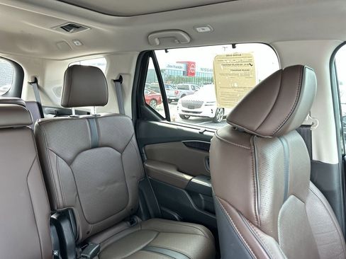 Used 2023 Honda Pilot Elite image 14