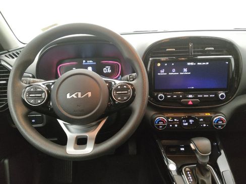 Used 2024 Kia Soul S image 22