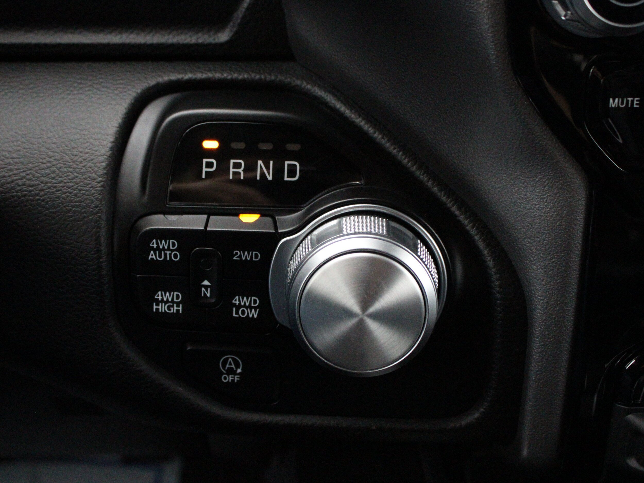 Used 2023 RAM 1500 Laramie AWD/4WD image 24