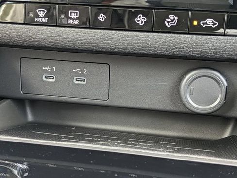 New 2026 Mitsubishi Outlander ES FWD image 27