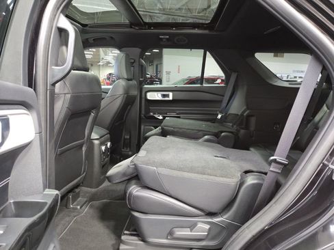 Used 2021 Ford Explorer ST w/ Equipment Group 401A AWD/4WD image 35