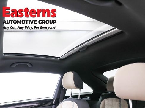 Used 2018 Volkswagen Beetle 2.0T S image 31