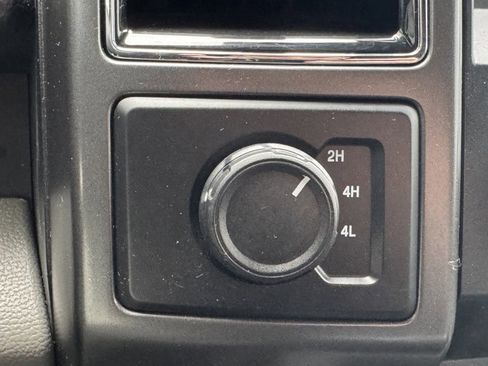 Used 2019 Ford F150 XLT w/ Equipment Group 302A Luxury image 24