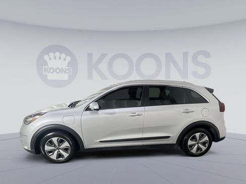 Used 2019 Kia Niro EX Premium w/ Sunroof Package image 2