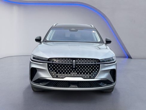 Used 2024 Lincoln Nautilus Reserve image 8