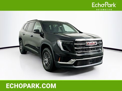 Used 2025 GMC Acadia Elevation image 1