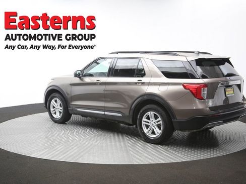 Used 2021 Ford Explorer XLT w/ Equipment Group 202A AWD/4WD image 63