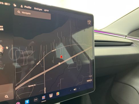 Used 2025 Tesla Model 3 Long Range image 12