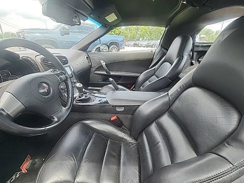 Used 2008 Chevrolet Corvette Coupe w/ Preferred Equipment Group RWD image 5
