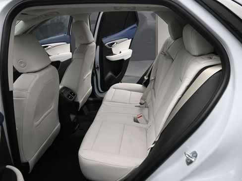 New 2026 Buick Envision Avenir image 13