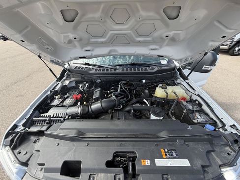 Used 2023 Ford F350 XL AWD/4WD image 23
