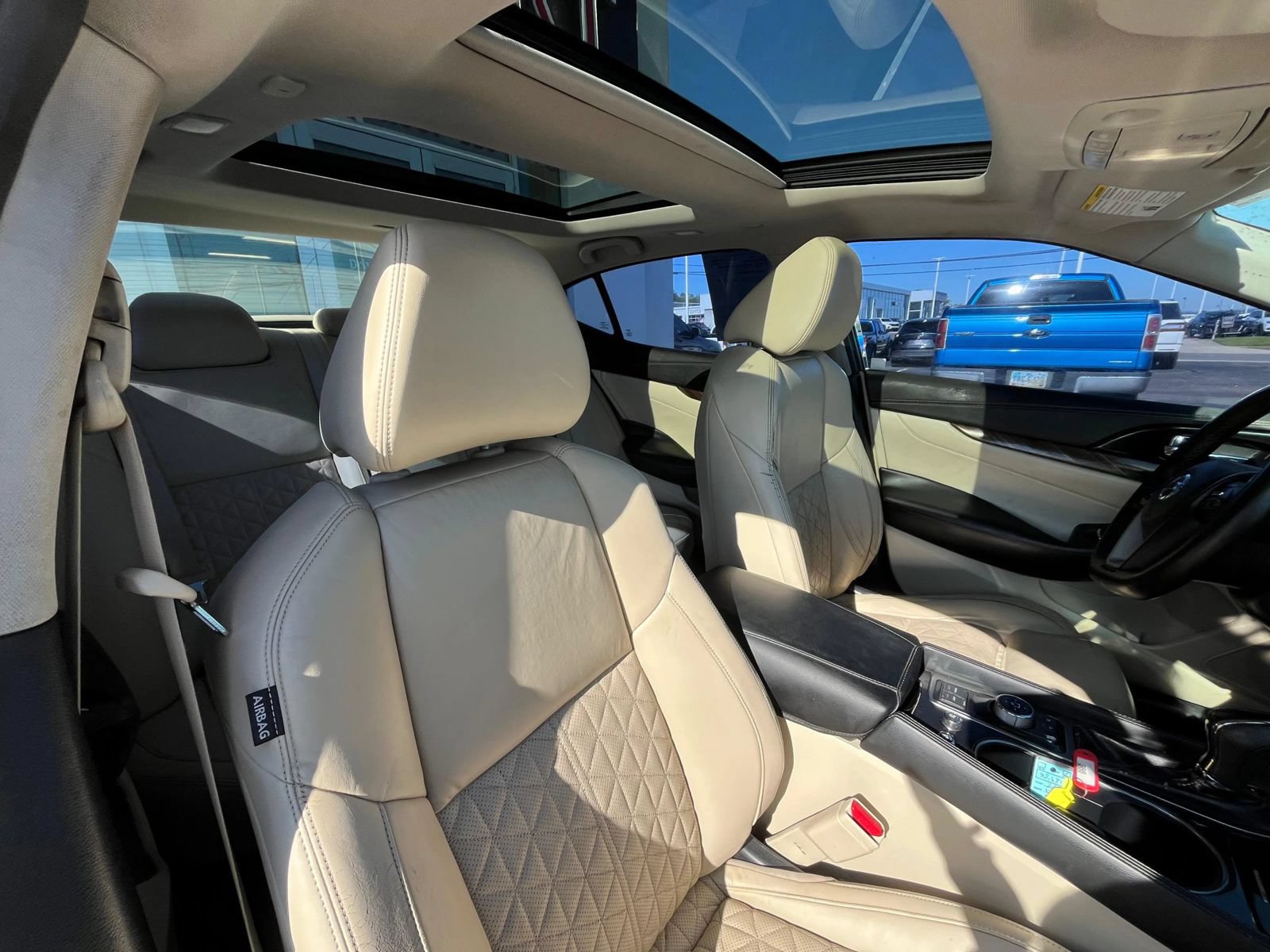 Used 2016 Nissan Maxima Platinum FWD image 26