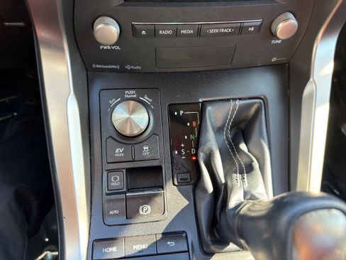 Used 2019 Lexus NX 300h NX 300h image 30