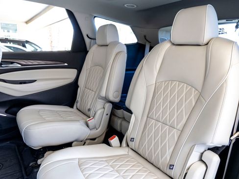 Used 2023 Buick Enclave Avenir w/ Avenir Technology Package image 21