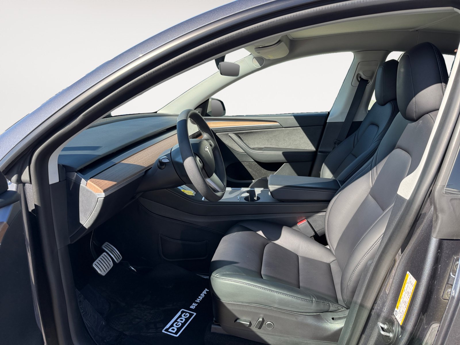 Used 2023 Tesla Model Y Performance AWD/4WD image 10