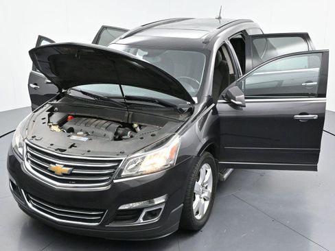 Used 2016 Chevrolet Traverse LT w/ Style and Technology Package AWD/4WD image 42