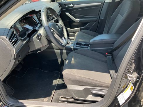 Used 2019 Volkswagen Jetta S FWD image 3
