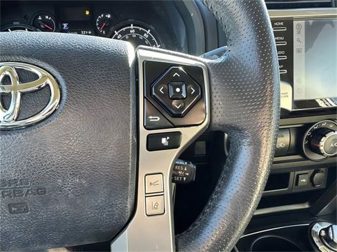 Used 2020 Toyota 4Runner SR5 image 13