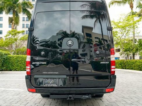 Used 2018 Mercedes-Benz Sprinter 3500 image 21