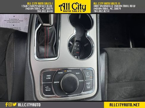 Used 2018 Jeep Grand Cherokee Trailhawk AWD/4WD image 25