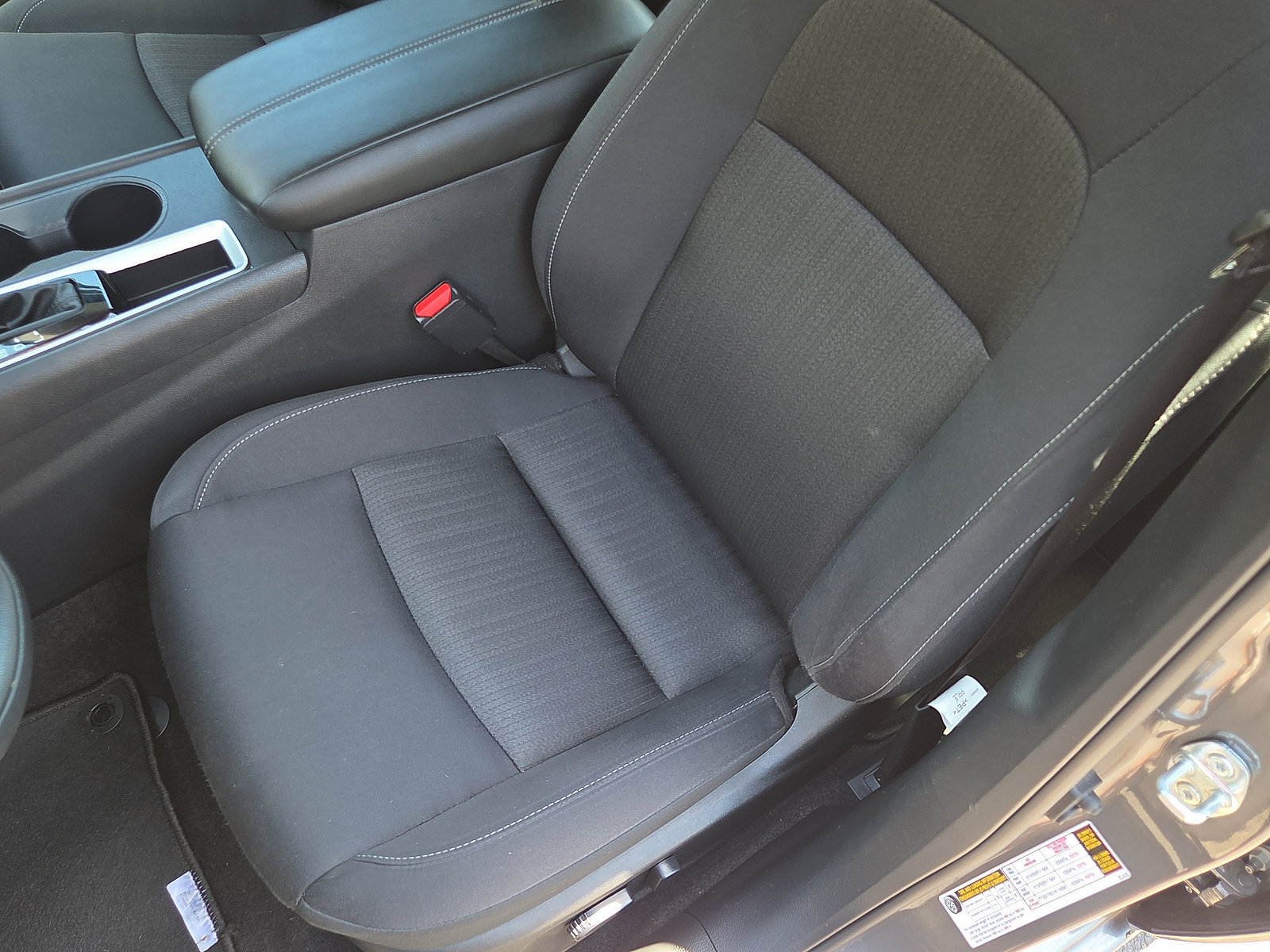 Used 2025 Nissan Altima 2.5 SV FWD image 13