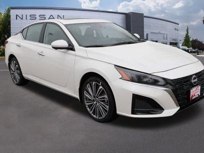 New 2025 Nissan Altima 2.5 SL