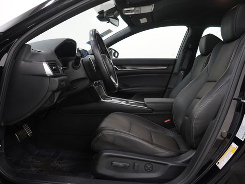 Used 2022 Honda Accord Sport image 17