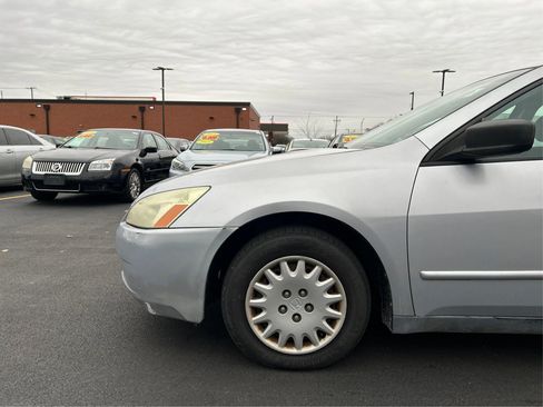 Used 2005 Honda Accord DX image 18