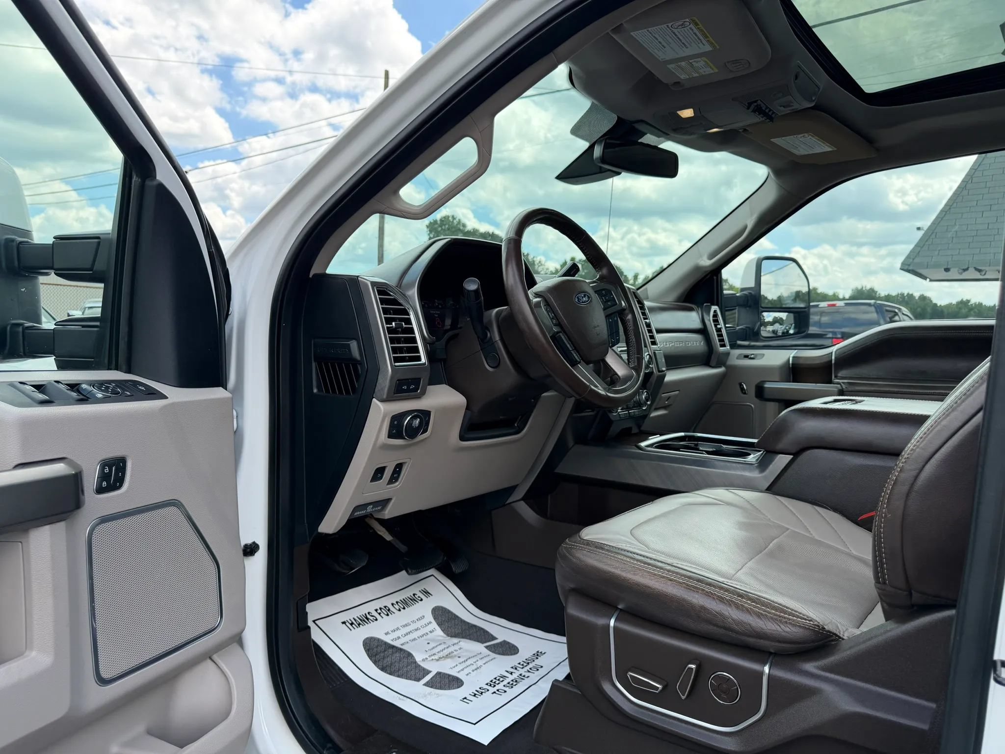 Used 2019 Ford F250 Limited AWD/4WD image 21