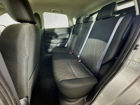 Used 2025 Mitsubishi Outlander Sport AWD image 20