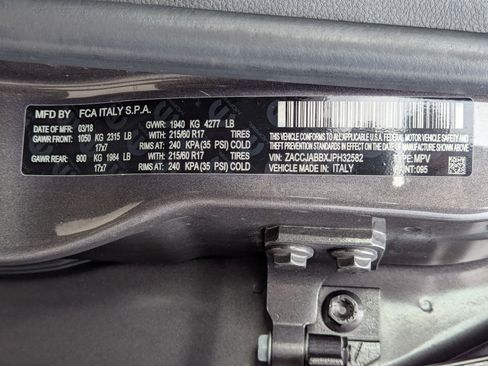 Used 2018 Jeep Renegade Latitude w/ Safety & Security Group image 27