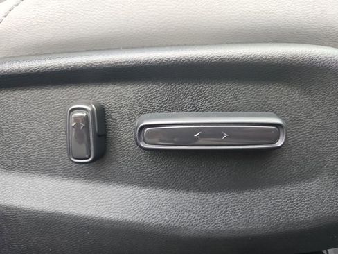 Certified 2022 Honda CR-V Touring image 33