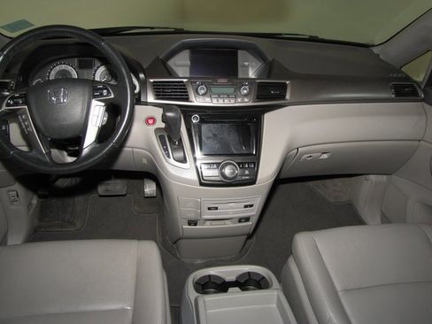 Used 2015 Honda Odyssey Touring image 15