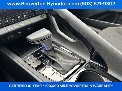 Certified 2025 Hyundai Elantra SEL image 26