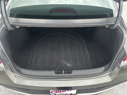Used 2024 Hyundai Elantra SEL FWD image 18