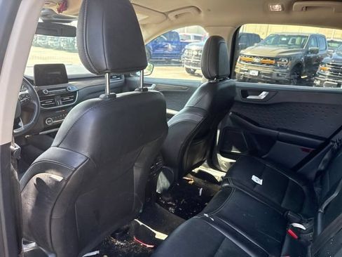 Used 2020 Ford Escape Titanium FWD image 20