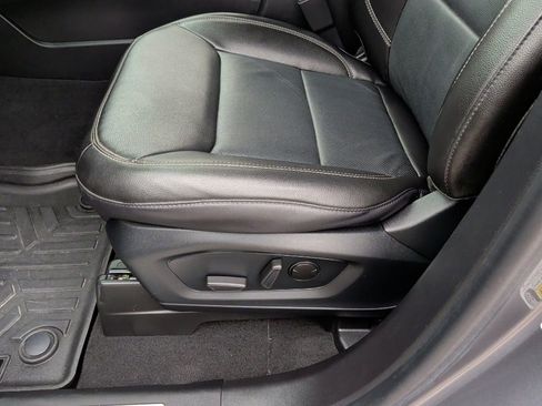 Used 2022 Ford Explorer Limited w/ Equipment Group 301A RWD image 14