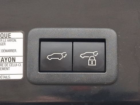 Certified 2023 Toyota Corolla Cross AWD Hybrid w/ Convenience Package image 31