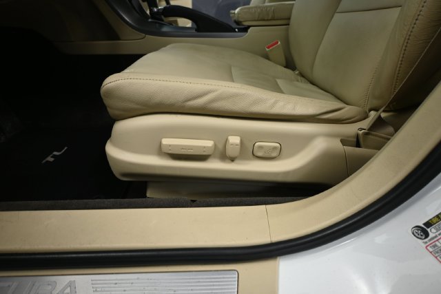 Used 2013 Acura TL FWD image 16