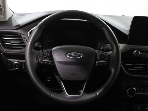 Certified 2022 Ford Escape Titanium image 7