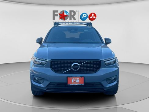 Used 2020 Volvo XC40 T4 R-Design w/ Protection Package Premier image 8
