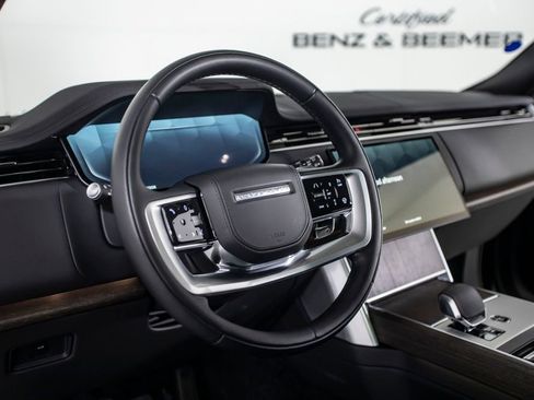 Used 2025 Land Rover Range Rover SE AWD/4WD image 23