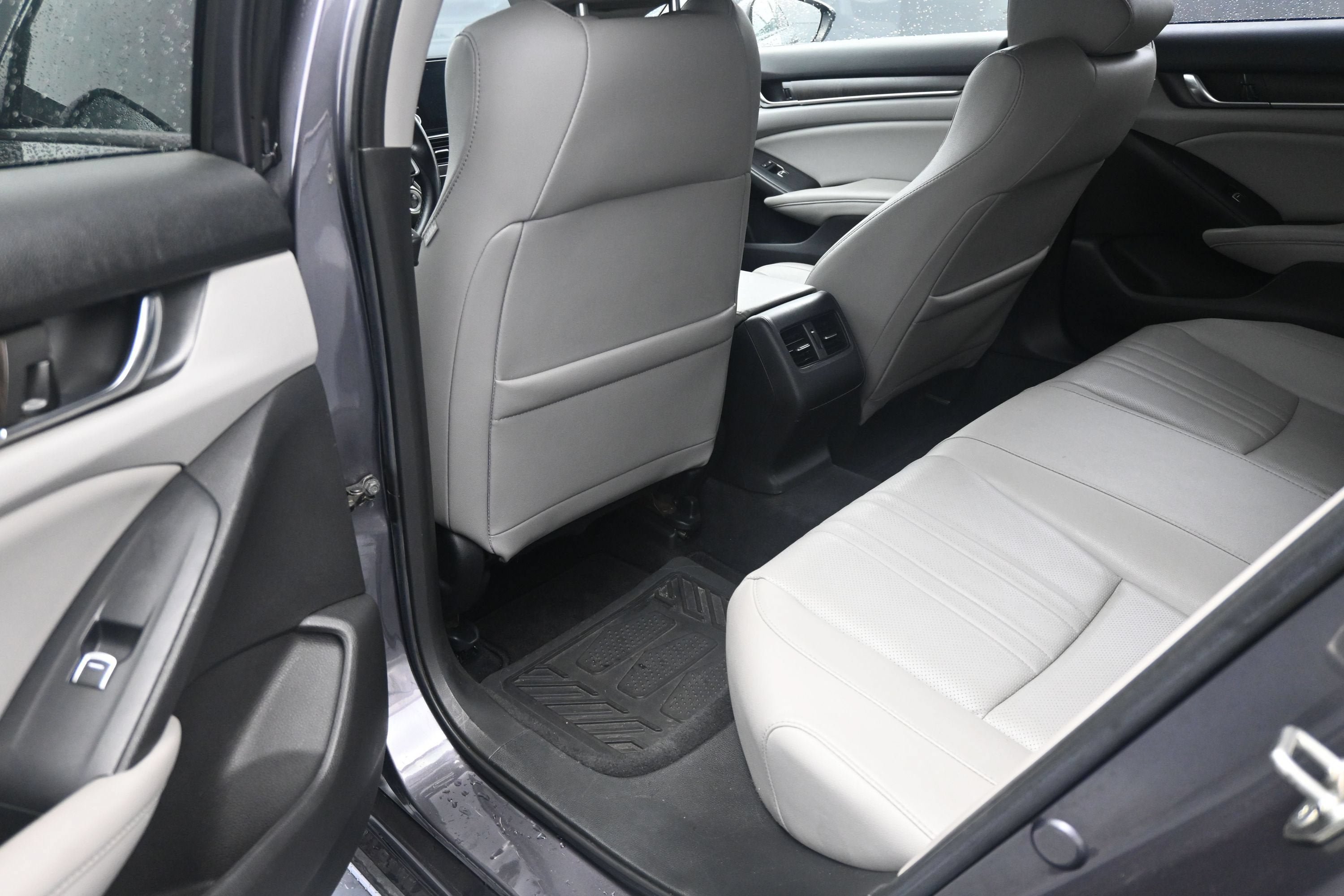 Used 2019 Honda Accord EX-L image 26