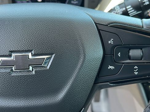 Used 2023 Chevrolet Bolt EUV Premier w/ Sun & Sound Package FWD image 29