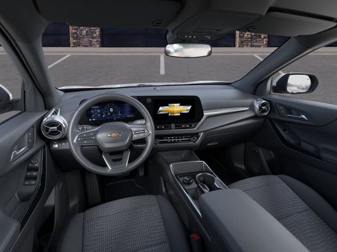 New 2026 Chevrolet Equinox LT AWD/4WD image 15