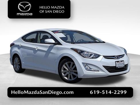 Used 2015 Hyundai Elantra SE w/ Option Group 02 FWD image 1