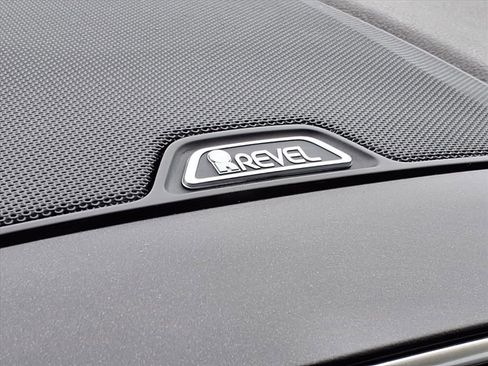 Used 2020 Lincoln Nautilus Reserve w/ Cargo Utility Package image 11