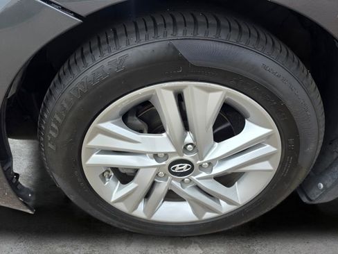 Used 2020 Hyundai Elantra Value Edition w/ Cargo Package (C1) FWD image 30