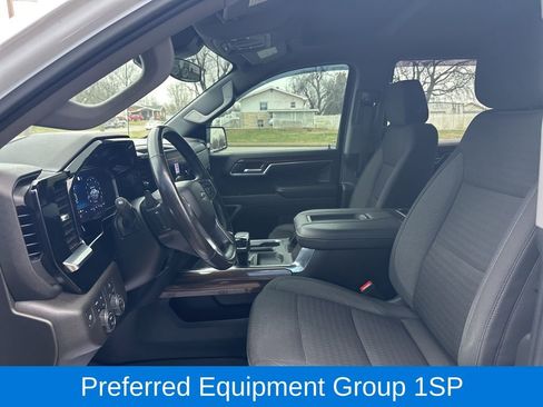 Used 2022 Chevrolet Silverado 1500 RST AWD/4WD image 19