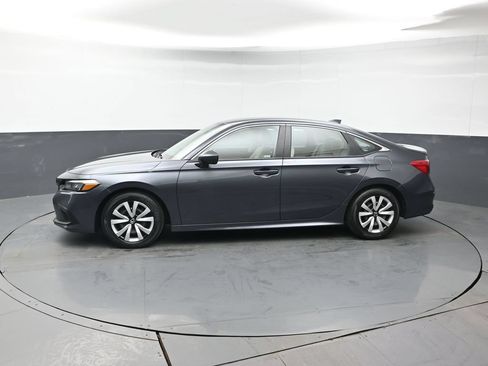 Used 2023 Honda Civic LX image 2